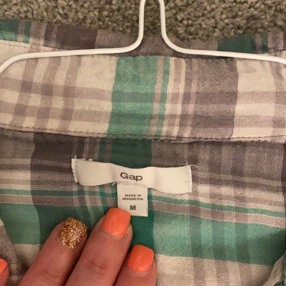 GAP size M button down - Picture 3 of 5